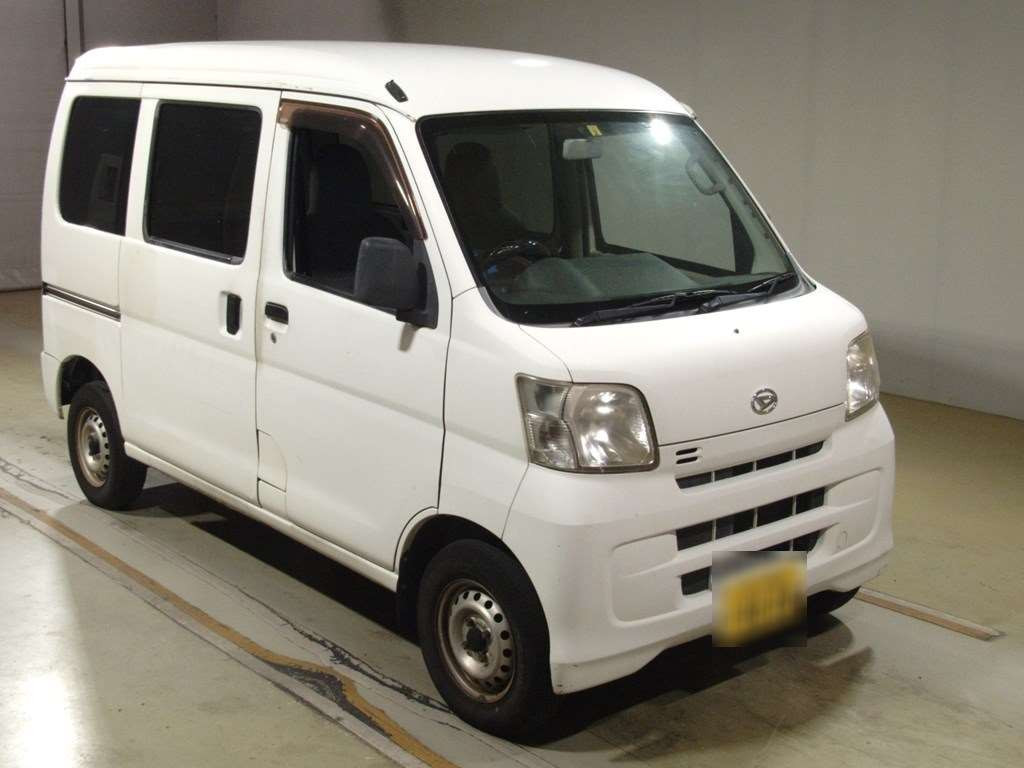 2013 Daihatsu Hijet Cargo S321V[2]