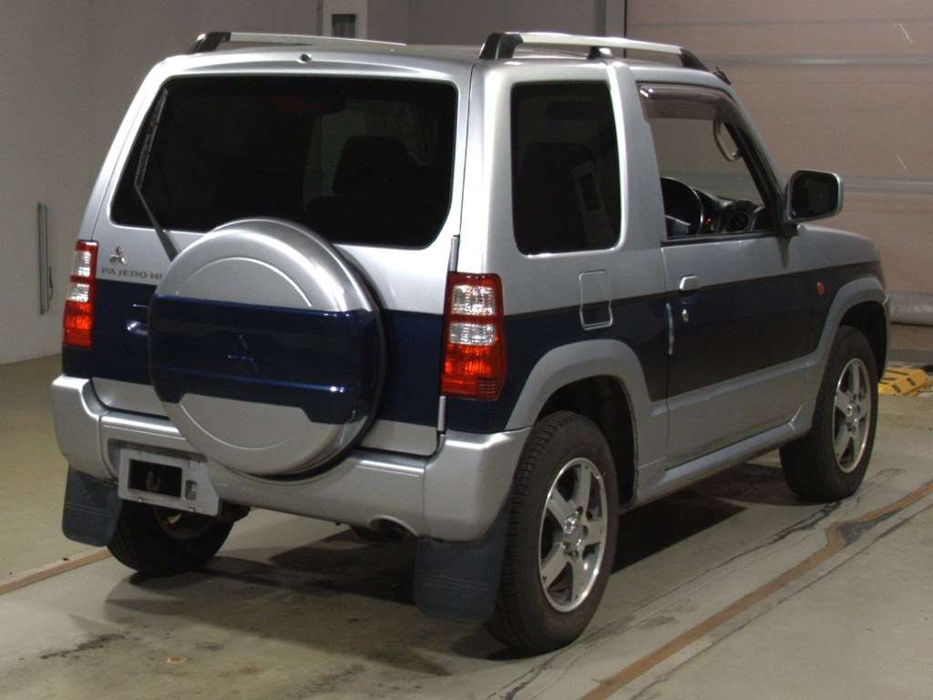 2009 Mitsubishi Pajero Mini H58A[1]