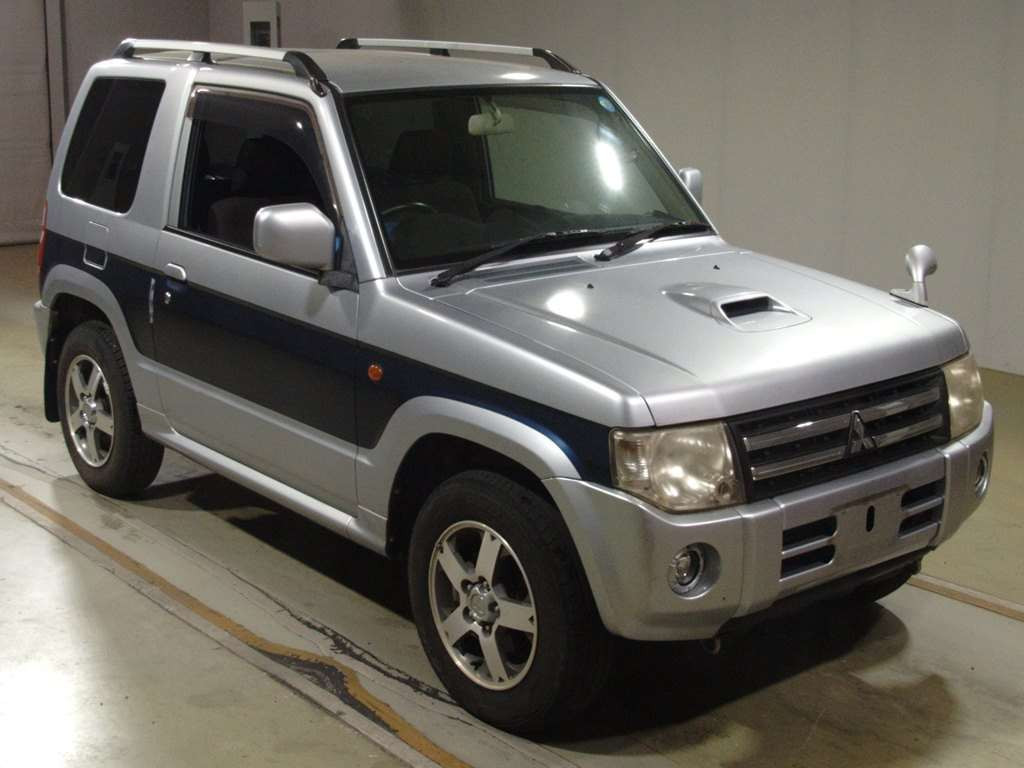 2009 Mitsubishi Pajero Mini H58A[2]