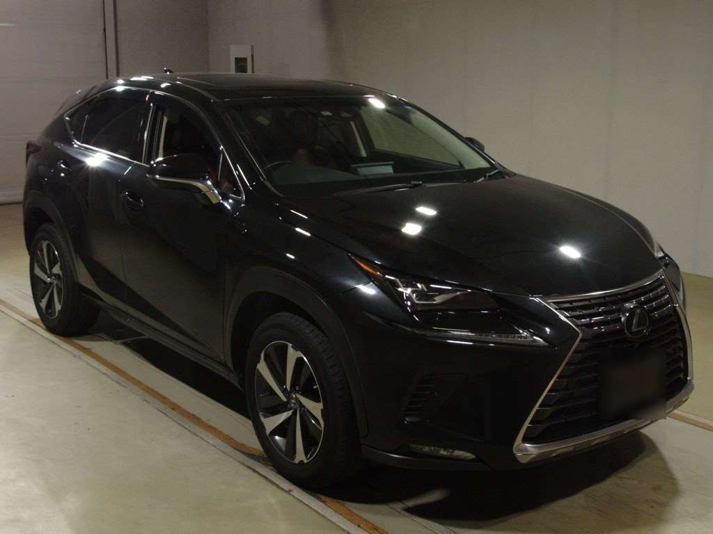 2017 Lexus NX AGZ10[2]