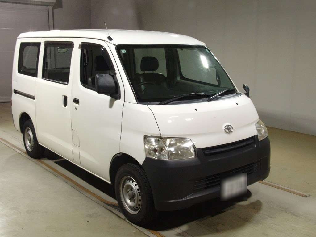 2016 Toyota Liteace Van S402M[2]