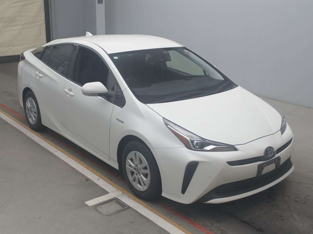 2019 Toyota Prius ZVW51[2]