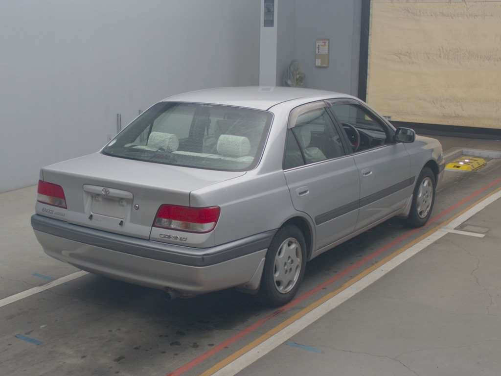 1998 Toyota Carina AT211[1]