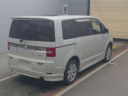 2008 Mitsubishi Delica D5