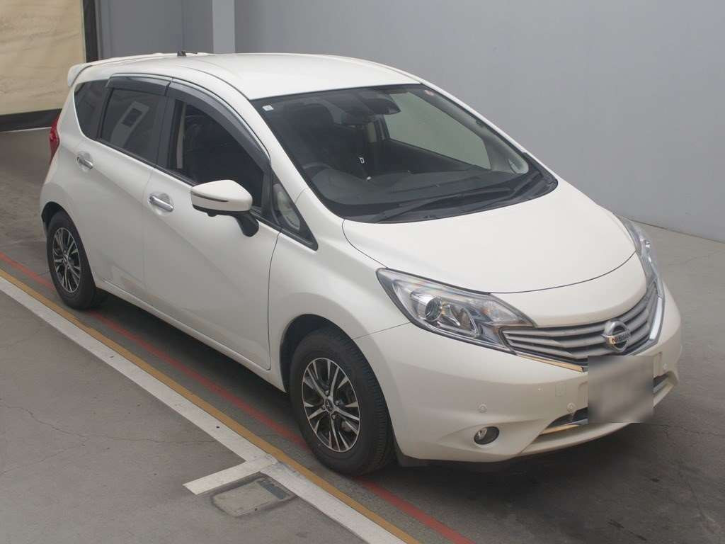 2015 Nissan Note E12[2]