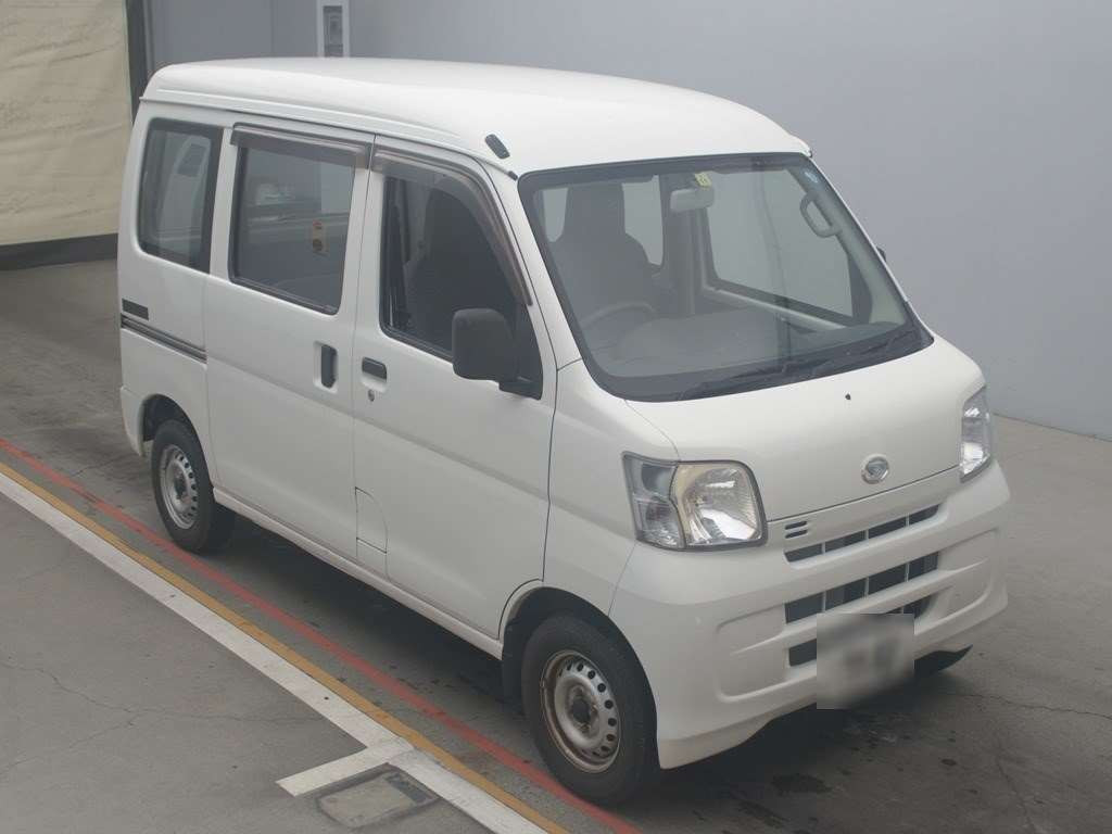 2016 Daihatsu Hijet Cargo S321V[2]