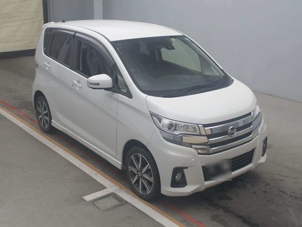 2018 Nissan DAYZ B21W[2]