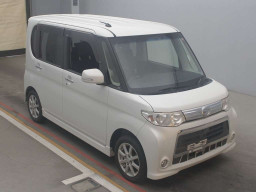 2012 Daihatsu Tanto Custom