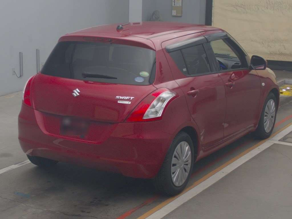 2014 Suzuki Swift ZC72S[1]