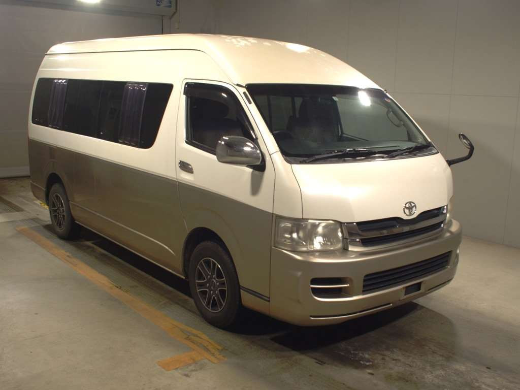 2009 Toyota Hiace Wagon TRH224W[2]