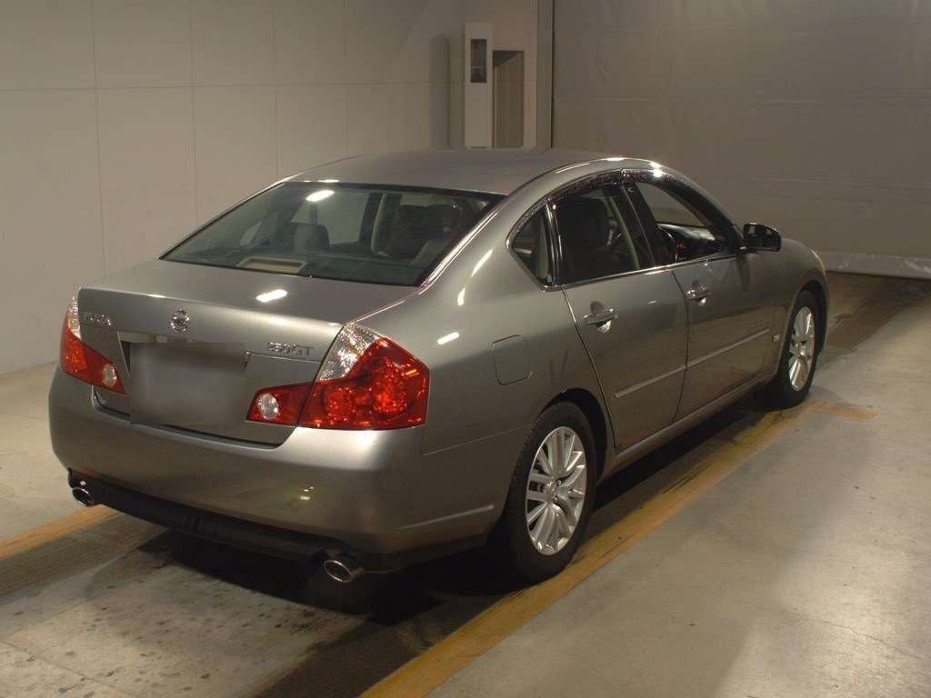 2005 Nissan Fuga Y50[1]