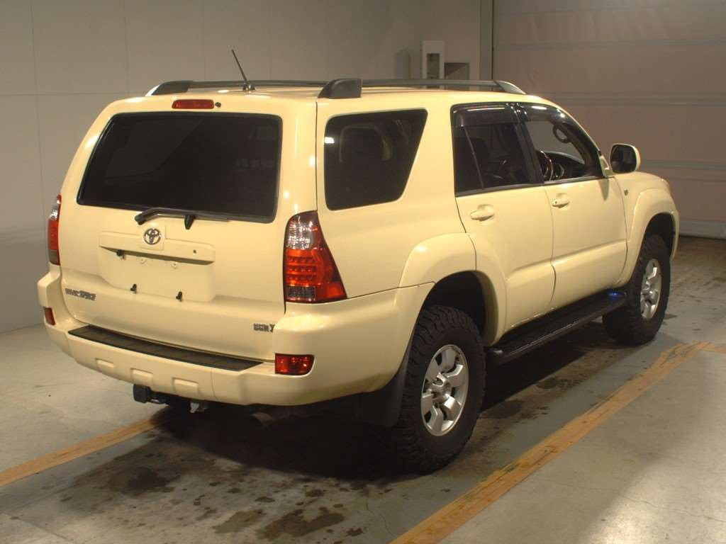 2005 Toyota Hilux Surf TRN215W[1]