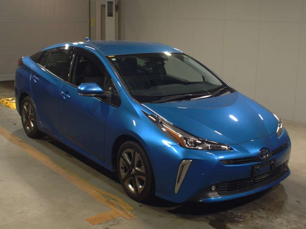 2021 Toyota Prius ZVW51[2]