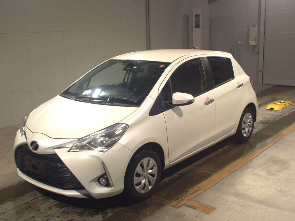 2019 Toyota Vitz KSP130[0]