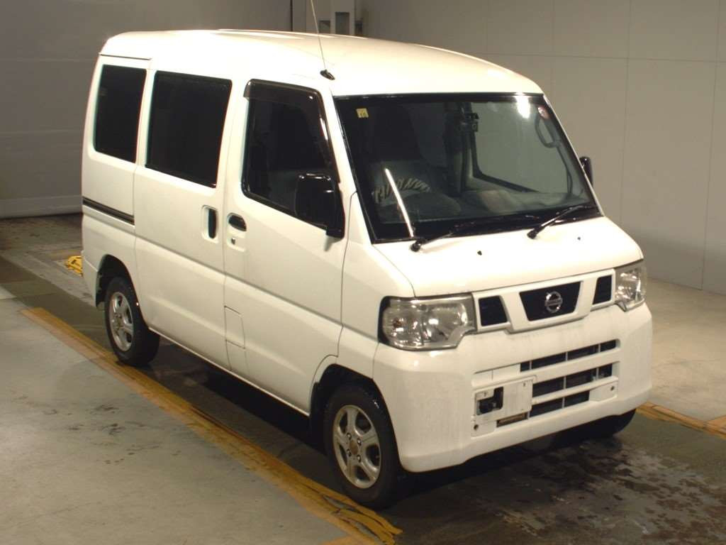 2013 Nissan NV100 Clipper U71V[2]