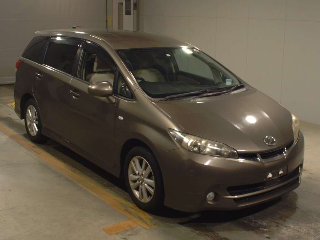 2010 Toyota Wish ZGE20W[2]