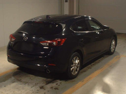 2016 Mazda Axela Sport