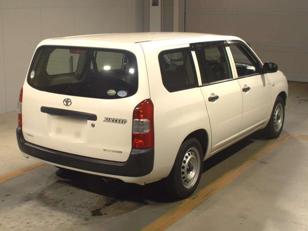 2014 Toyota Succeed NCP160V[1]