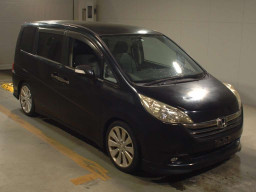 2005 Honda Step WGN