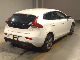 2014 Volvo V40