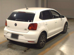 2016 Volkswagen Polo