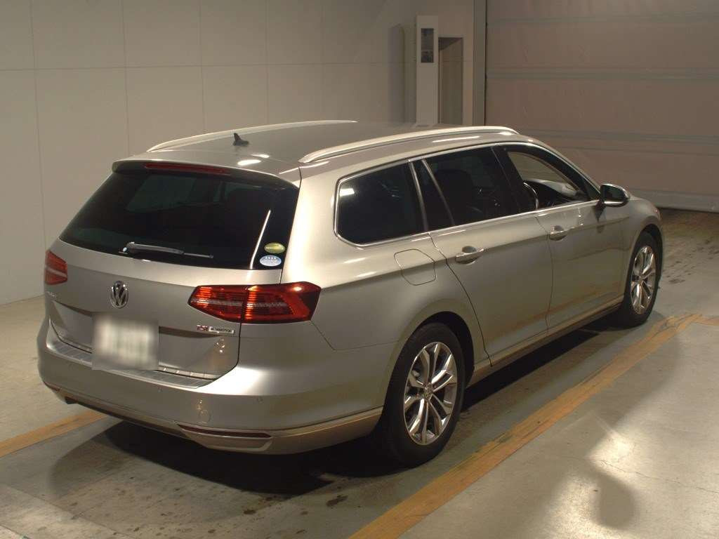 2016 Volkswagen Passat Variant 3CCZE[1]