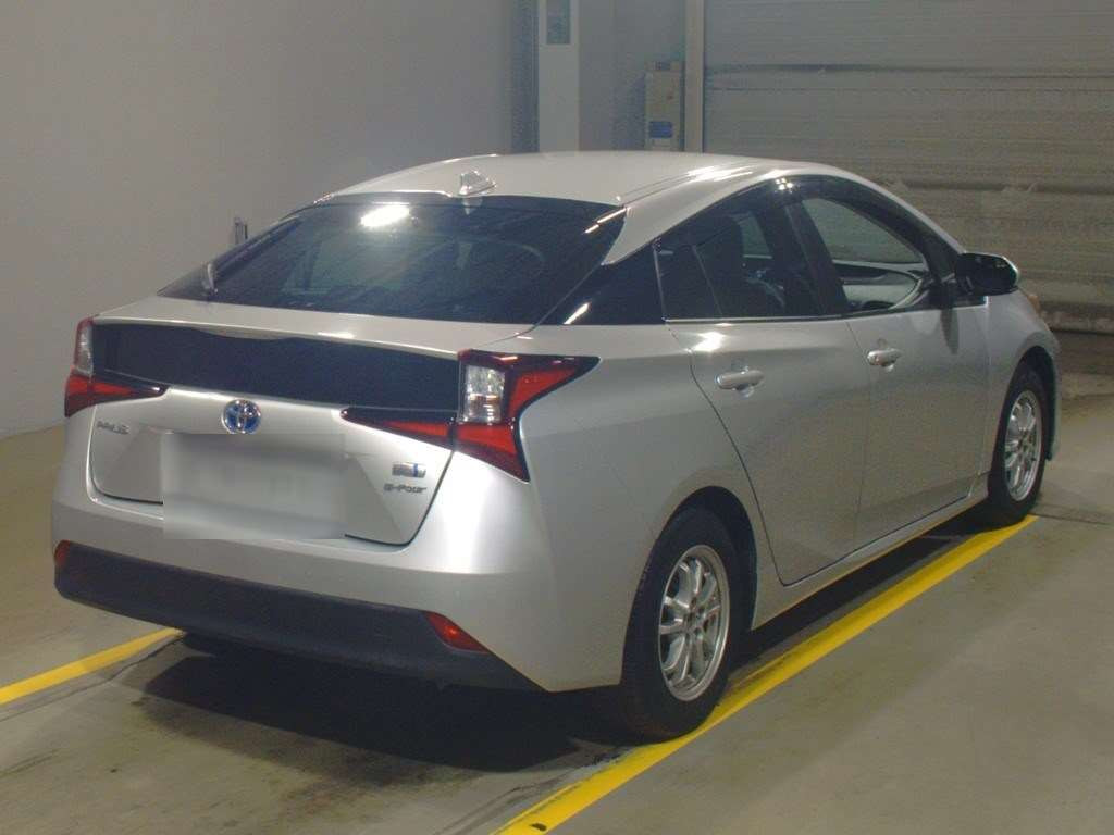 2021 Toyota Prius ZVW55[1]