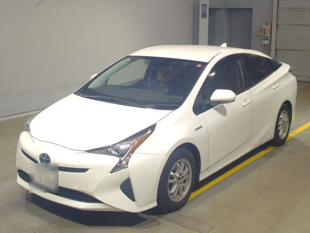 2018 Toyota Prius ZVW51[0]