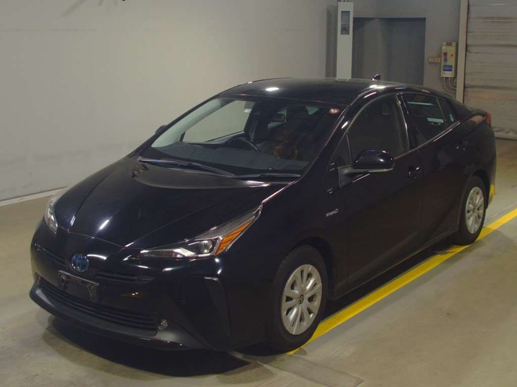 2019 Toyota Prius ZVW55[0]