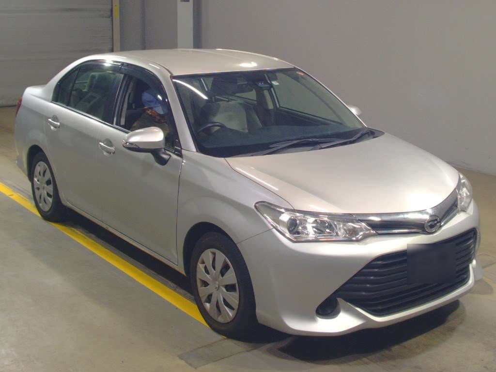 2017 Toyota Corolla Axio NRE161[2]