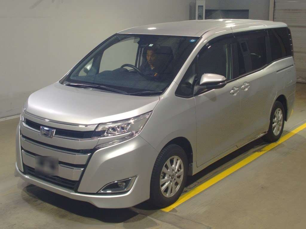 2021 Toyota Noah ZWR80G[0]