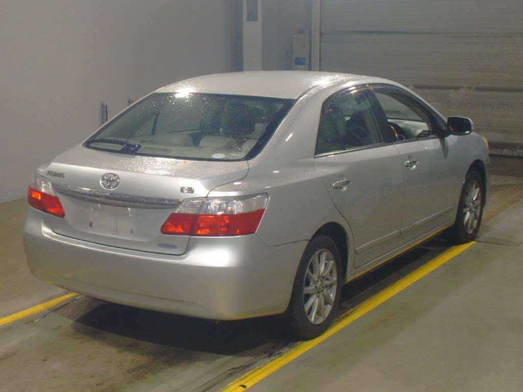 2008 Toyota Premio ZRT260[1]