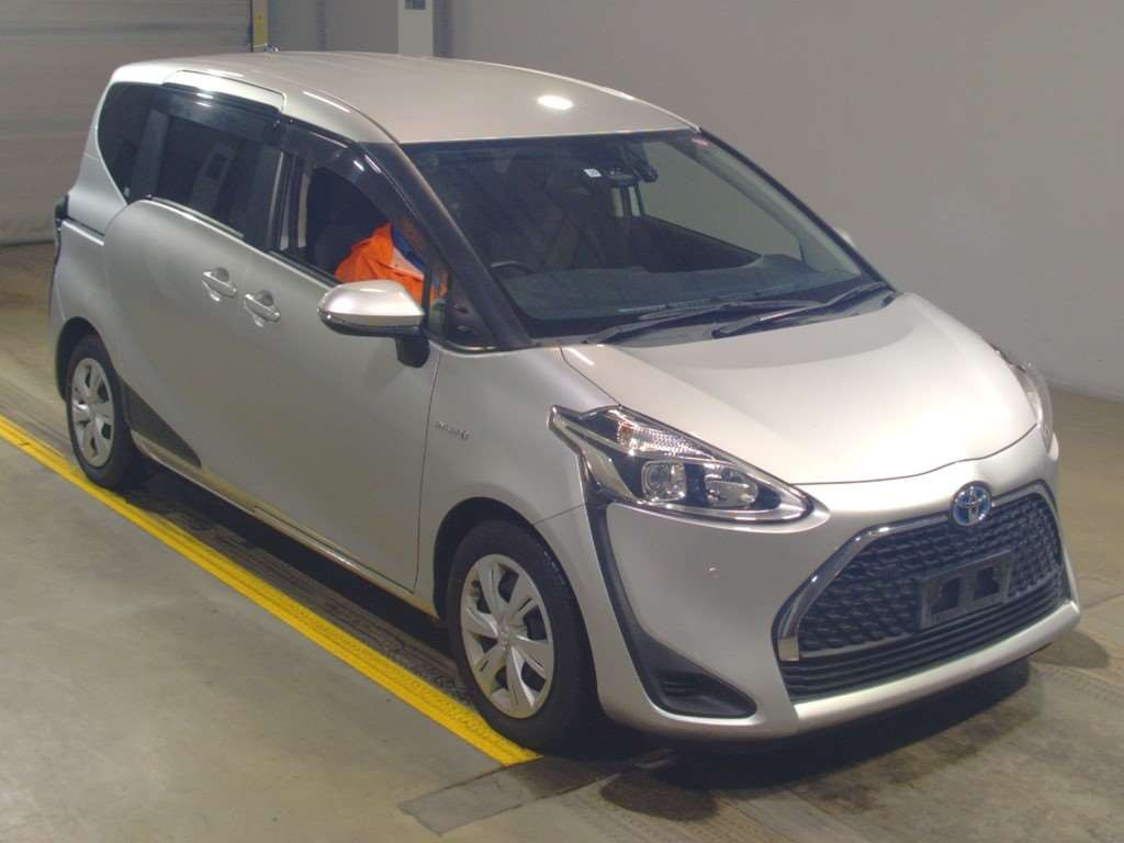 2019 Toyota Sienta NHP170G[2]