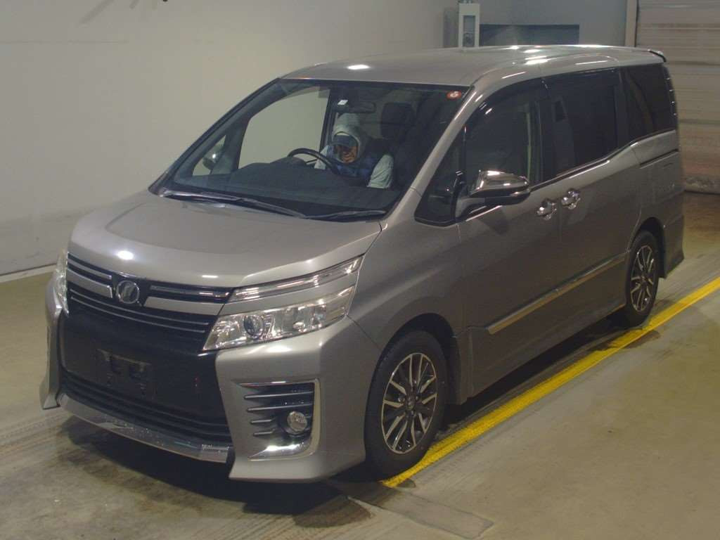 2015 Toyota Voxy ZRR80W[0]