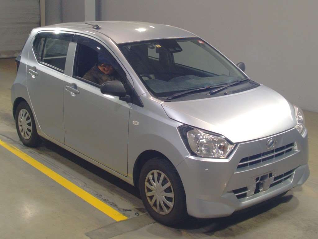 2019 Daihatsu Mira es LA350S[2]