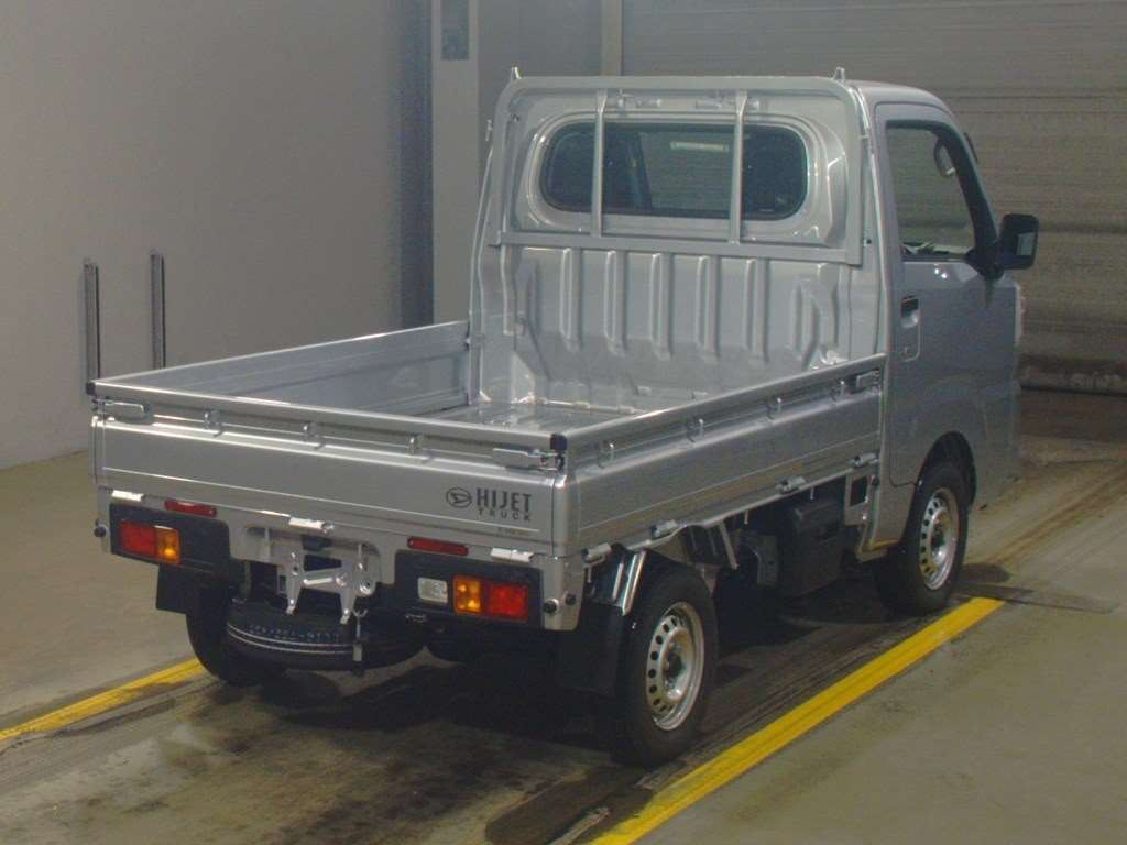 2024 Daihatsu Hijet Truck S500P[1]