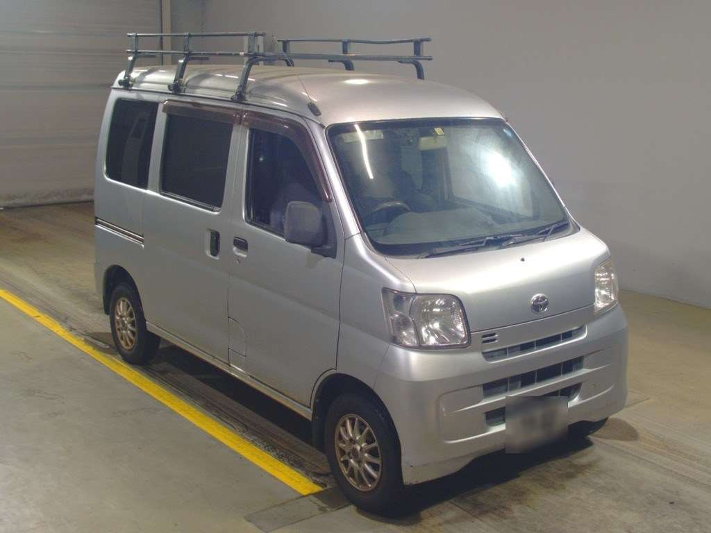 2014 Toyota Pixis Van S321M[2]