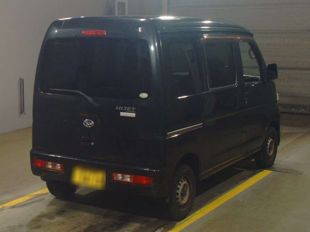 2011 Daihatsu Hijet Cargo S321V[1]