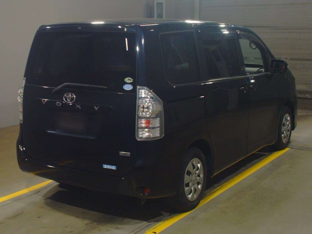 2012 Toyota Voxy ZRR70G[1]