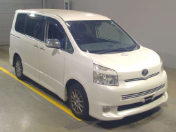 2009 Toyota Voxy