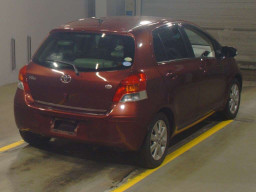 2010 Toyota Vitz