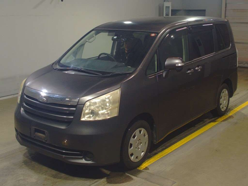 2009 Toyota Noah ZRR70G[0]