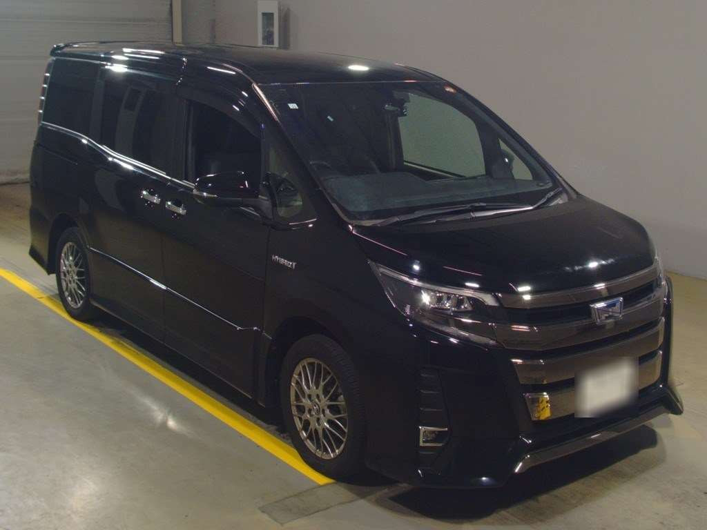 2018 Toyota Noah ZWR80W[2]