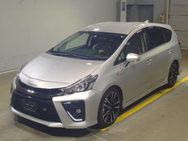 2020 Toyota Prius alpha