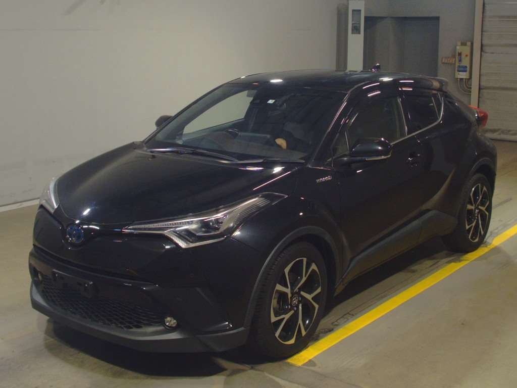 2019 Toyota C-HR ZYX10[0]