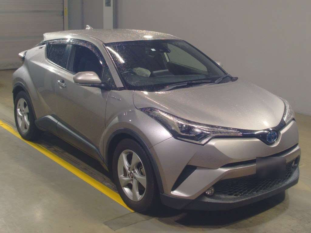 2018 Toyota C-HR ZYX10[2]