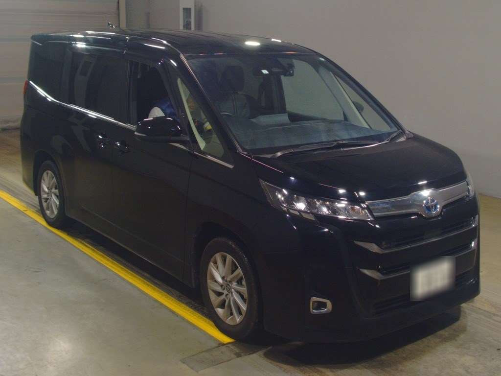 2023 Toyota Noah ZWR90W[2]