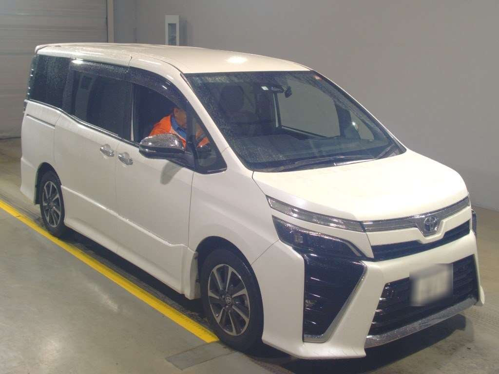 2020 Toyota Voxy ZRR80W[2]