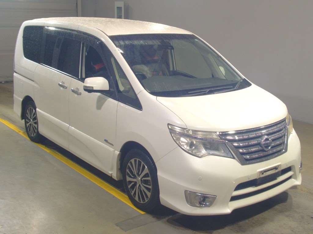 2014 Nissan Serena HFC26[2]