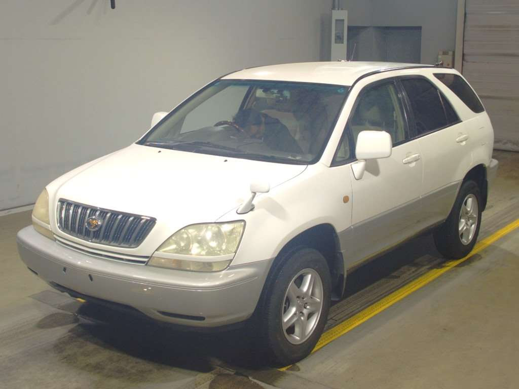 2002 Toyota Harrier MCU10W[0]